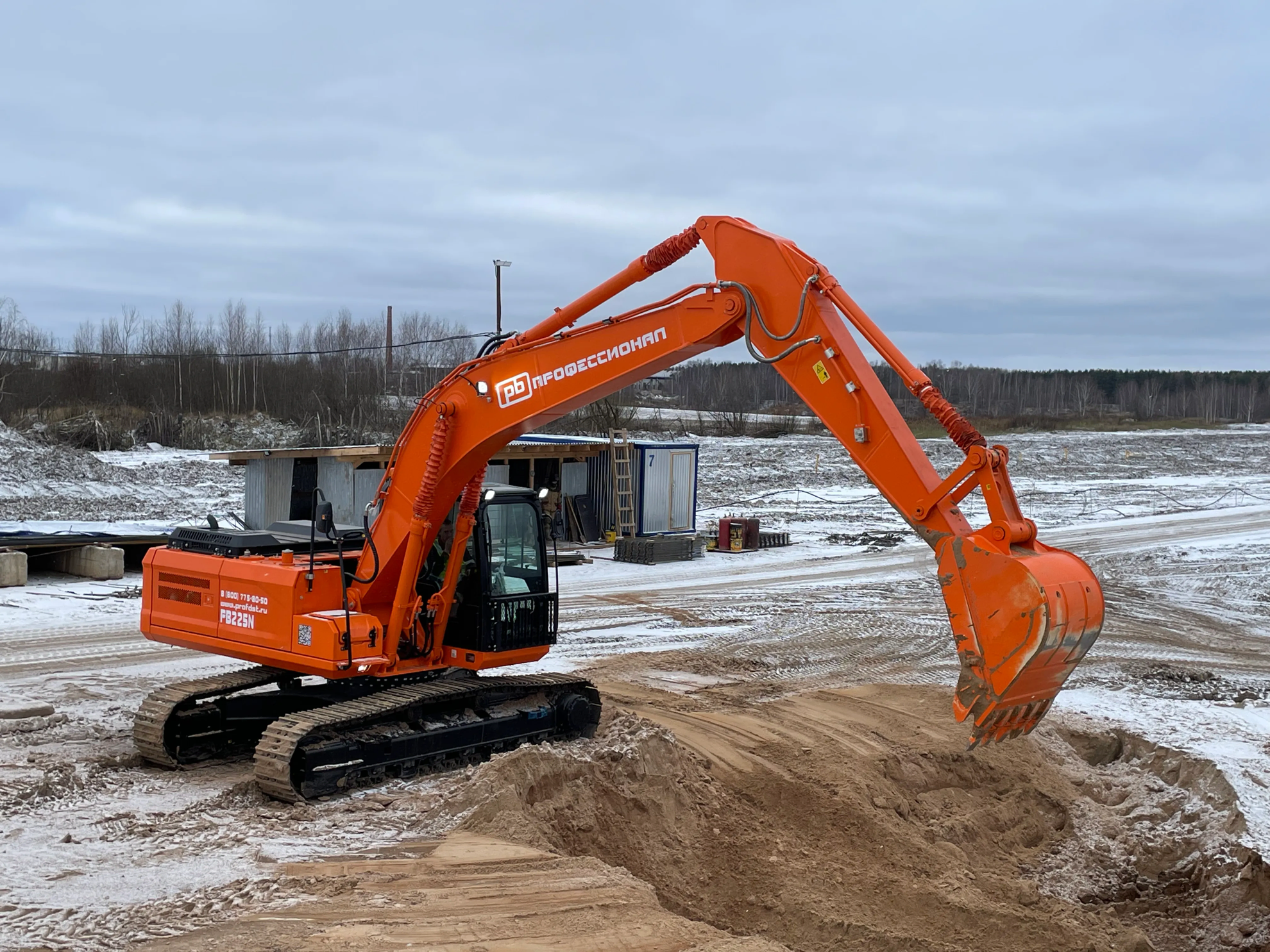 Экскаватор Профессионал PB225N, Габаритный экскаватор Профессионал, Гусеничный экскаватор Профессионал Экскаватор Профессионал PB225N, Габаритный экскаватор Профессионал, Гусеничный экскаватор Профессионал