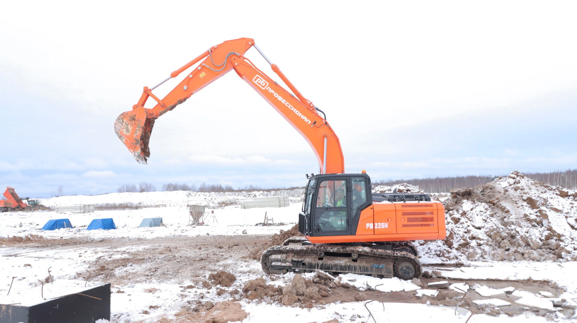 Экскаватор Профессионал PB225N, Габаритный экскаватор Профессионал, Гусеничный экскаватор Профессионал Экскаватор Профессионал PB225N, Габаритный экскаватор Профессионал, Гусеничный экскаватор Профессионал