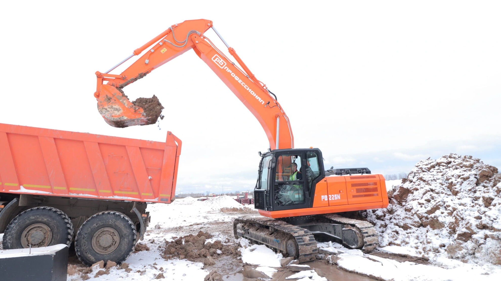 Экскаватор Профессионал PB225N, Габаритный экскаватор Профессионал, Гусеничный экскаватор Профессионал Экскаватор Профессионал PB225N, Габаритный экскаватор Профессионал, Гусеничный экскаватор Профессионал