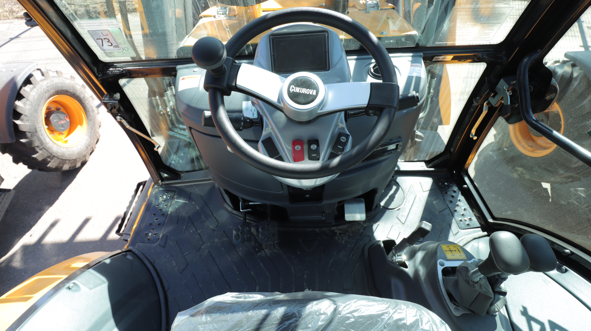 Колесный экскаватор, экскаватор на колесном ходу ТД Профессионал Колесный экскаватор, экскаватор на колесном ходу ТД Профессионал