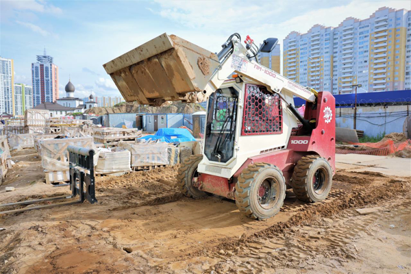 Мини-погрузчик ПМ-1000 для строительства 