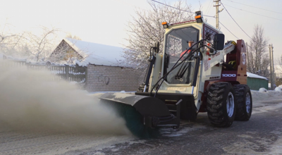 Фронтальный мини-погрузчик Профессионал ПМ-1000 с бортовым поворотом