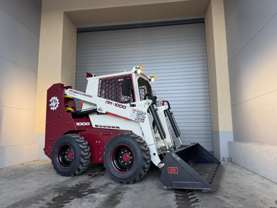 Купить мини-погрузчик Профессионал, ПМ-1000, Мини-погрузчик с бортовым поворотом